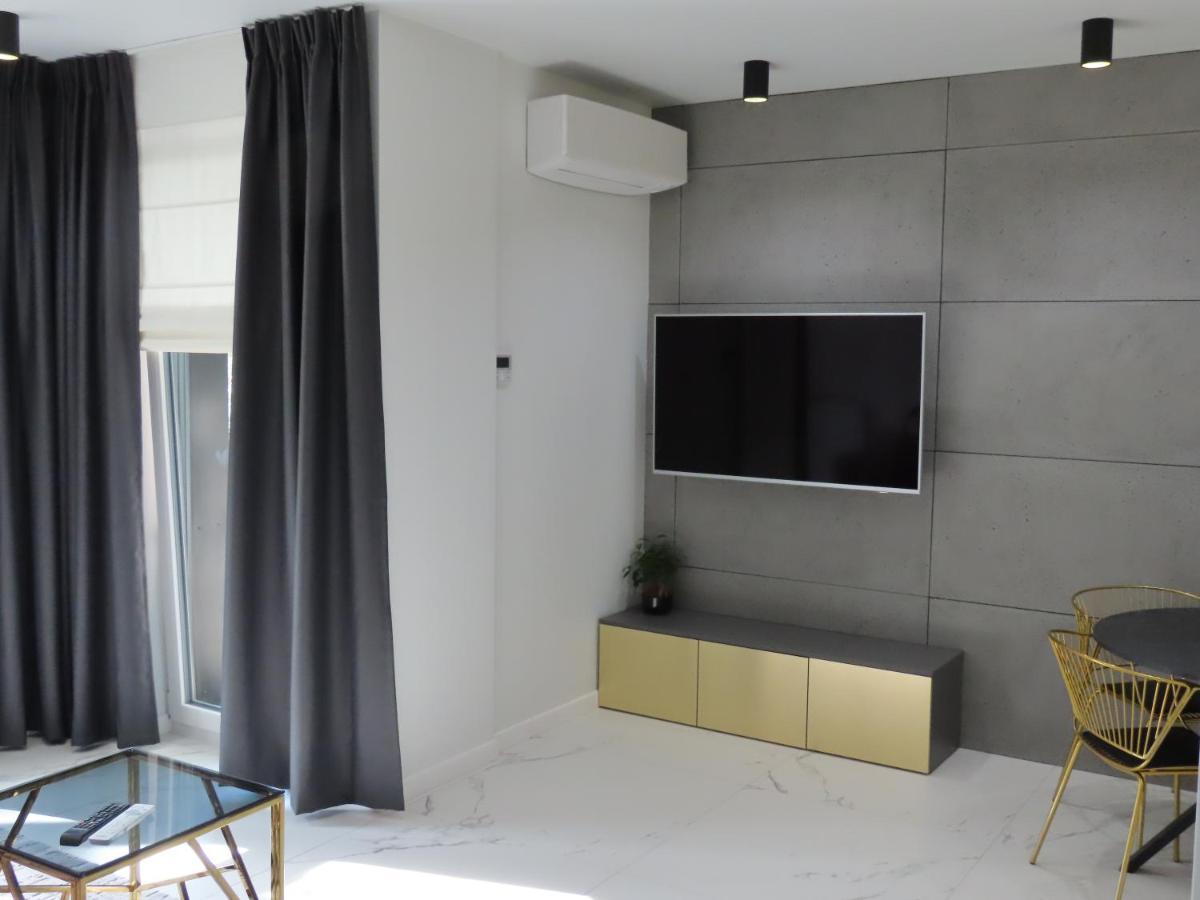 El Apartments - Polaris พอซนาน ภายนอก รูปภาพ