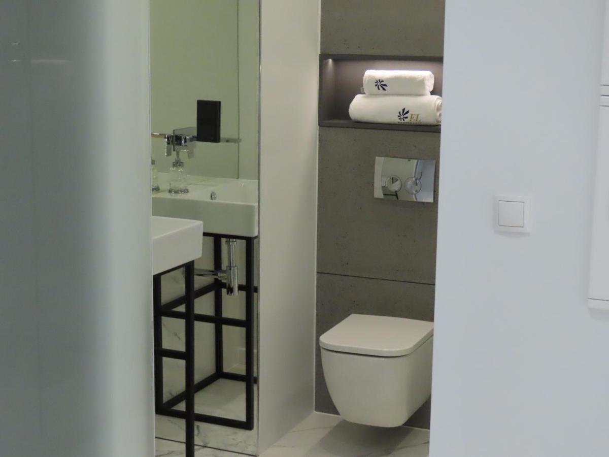 El Apartments - Polaris พอซนาน ภายนอก รูปภาพ