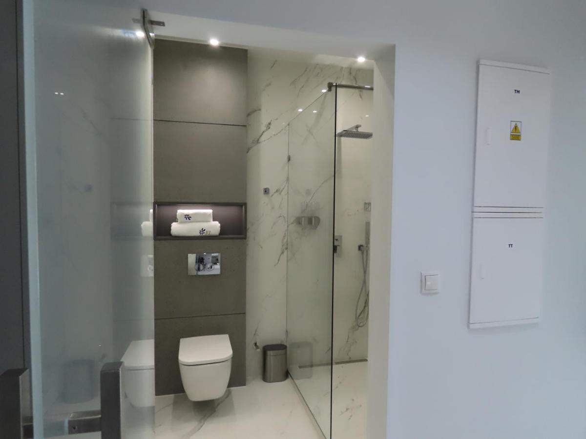 El Apartments - Polaris พอซนาน ภายนอก รูปภาพ
